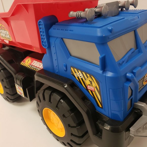 New Dump Truck - Picture 10 of 11